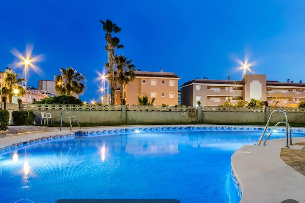 Remek befektetés Santa Polában a Gran playa strand szomszédságában!