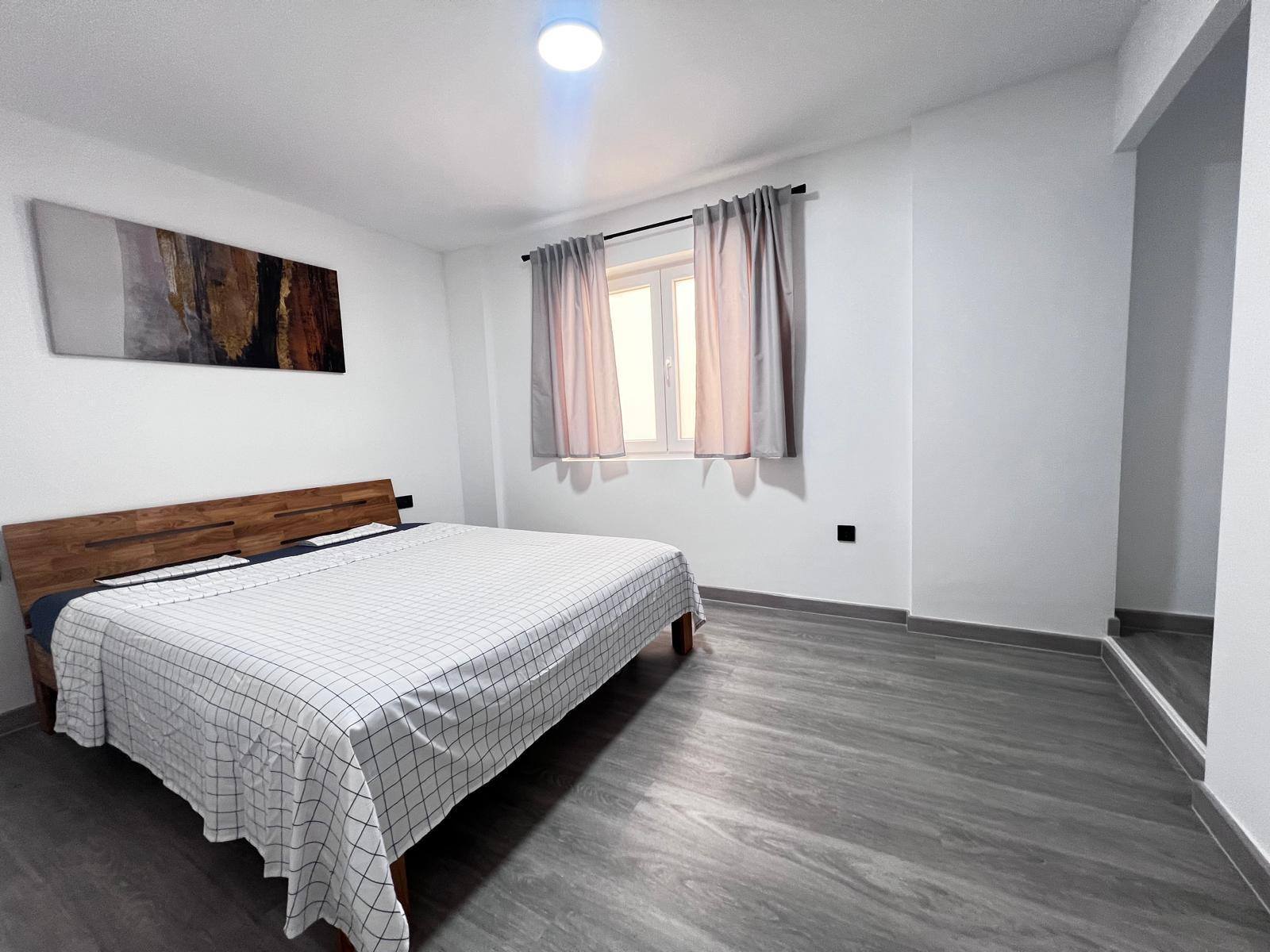 Gyönyörűen felújított luxuslakás Torreviejában a Playa del Cura strand szomszédságában!